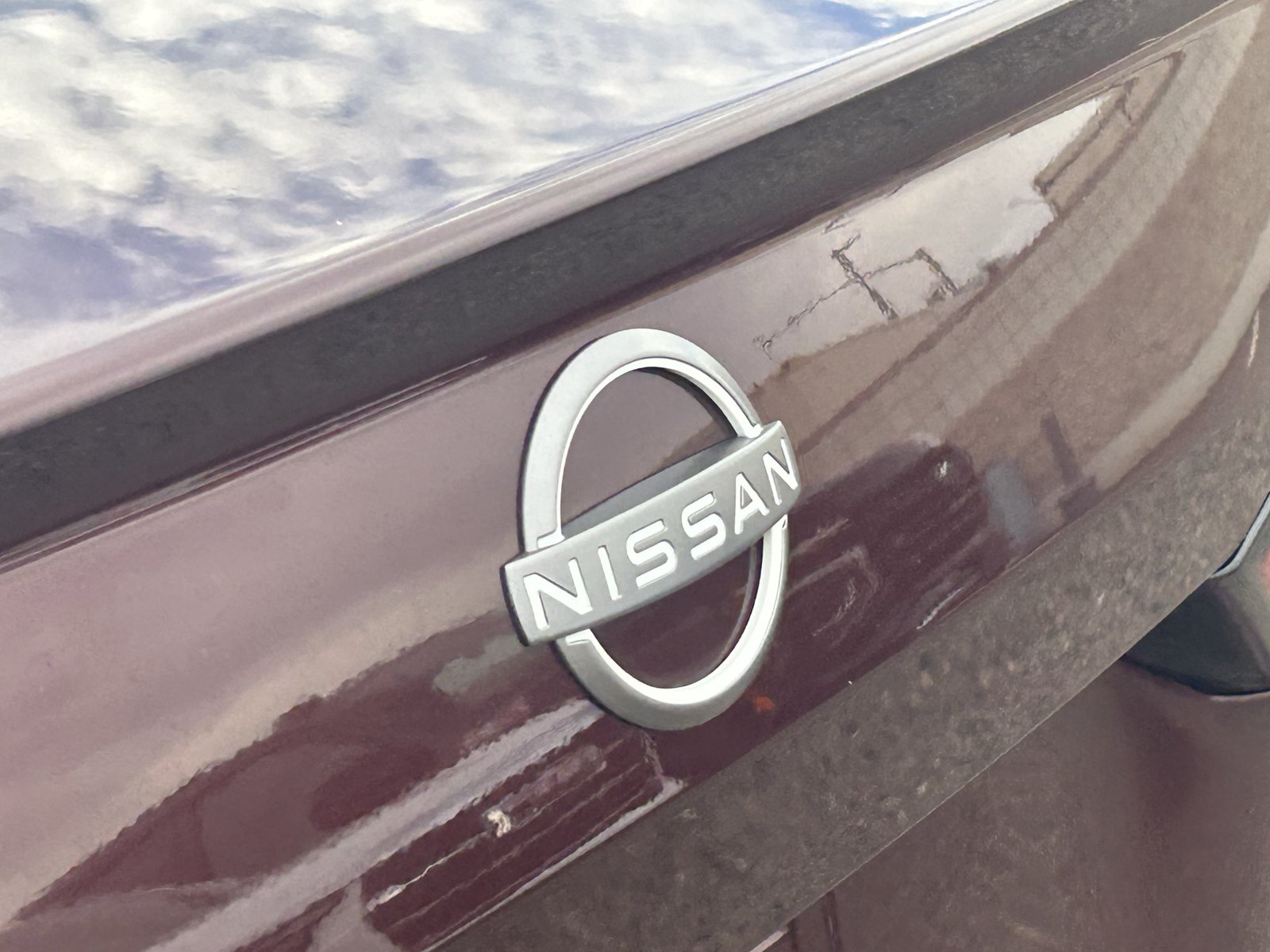 Used 2025 Nissan Altima 2.5 SV FWD image 11