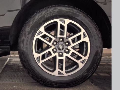 Used 2025 Ford Expedition Max Active AWD/4WD image 26