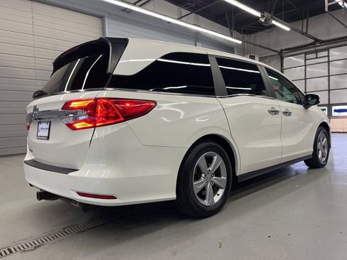 Used 2018 Honda Odyssey EX-L image 7