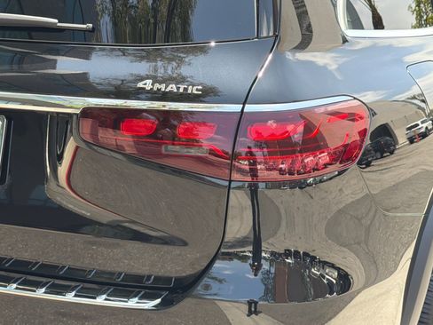 New 2026 Mercedes-Benz GLS 450 4MATIC image 28