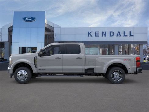 New 2026 Ford F450 XLT w/ XLT Premium Package image 3