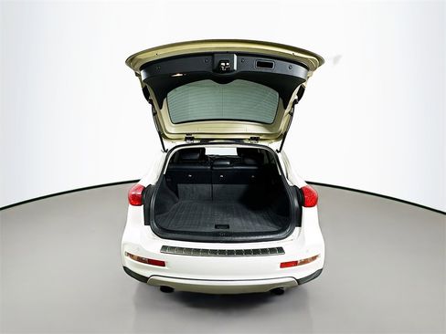 Used 2017 INFINITI QX50 Base w/ Premium Plus Package image 32