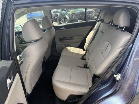 Used 2021 Kia Sportage LX w/ LX AWD Popular Package image 9