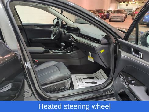Used 2025 Kia K5 EX FWD image 9