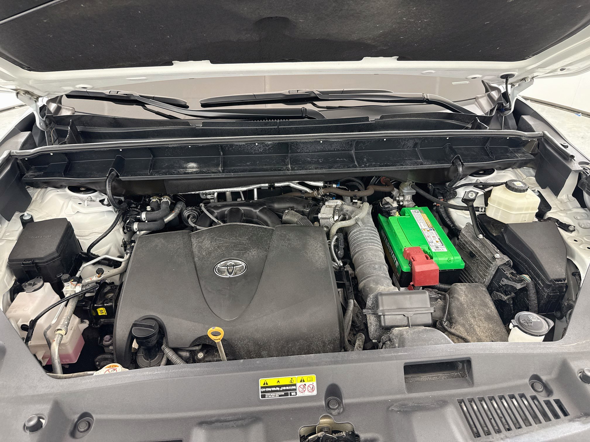 Used 2020 Toyota Highlander Platinum AWD/4WD image 30
