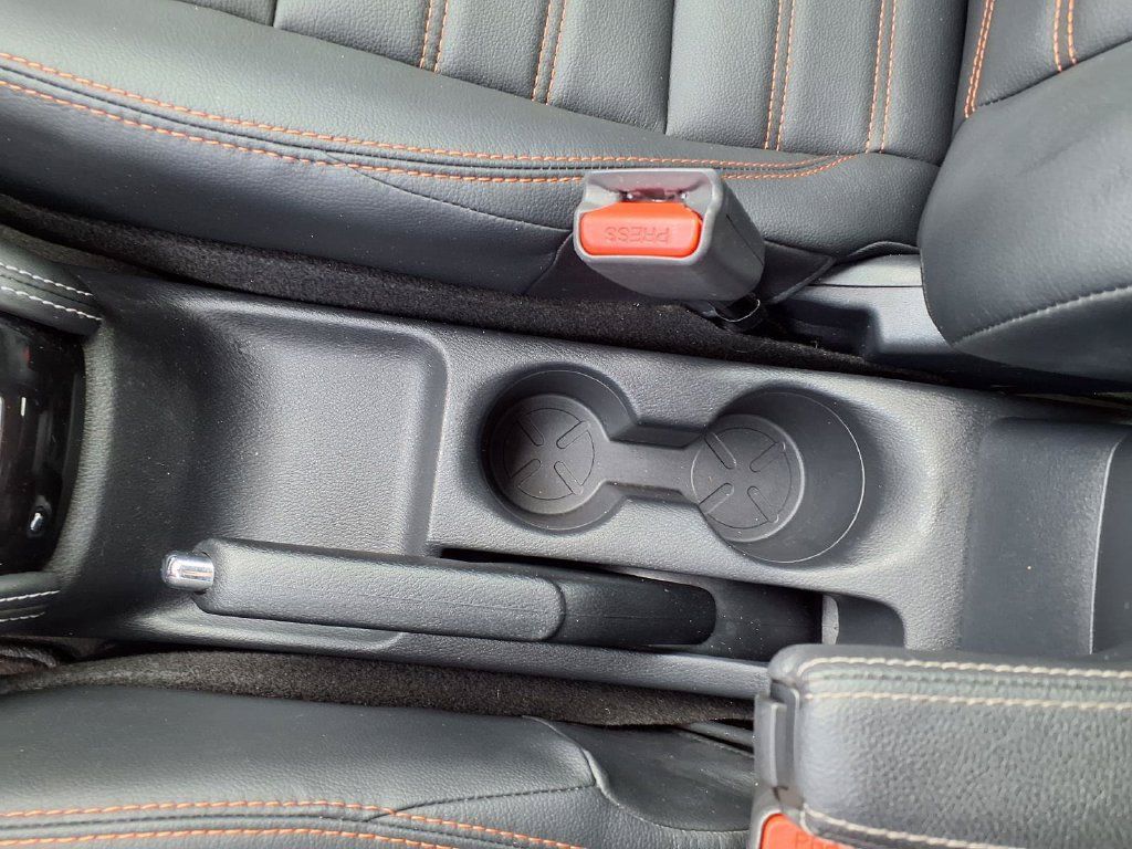Used 2020 Nissan Kicks SR w/ SR Premium Package FWD image 27