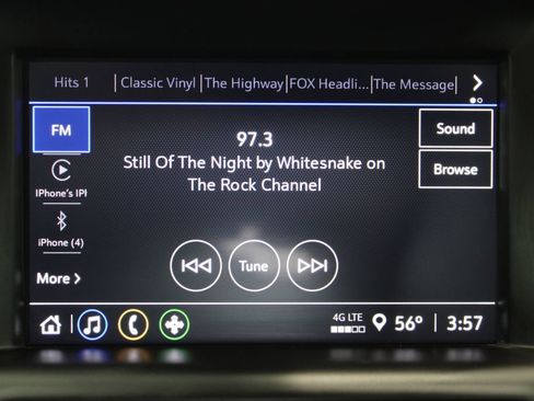 Used 2024 GMC Terrain SLE image 13