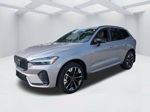Certified 2026 Volvo XC60 B5 Plus w/ Climate Package AWD/4WD image 10