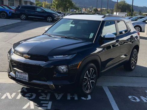 Used 2023 Chevrolet TrailBlazer ACTIV w/ Technology Package image 4