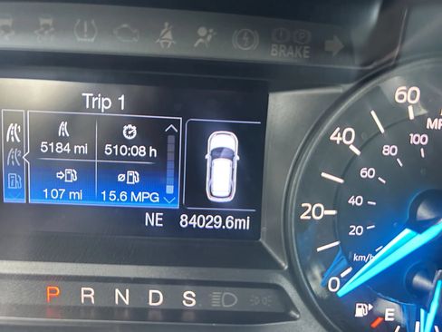 Used 2017 Ford Explorer XLT AWD/4WD image 23