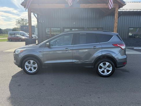 Used 2014 Ford Escape SE w/ Equipment Group 201A AWD/4WD image 22