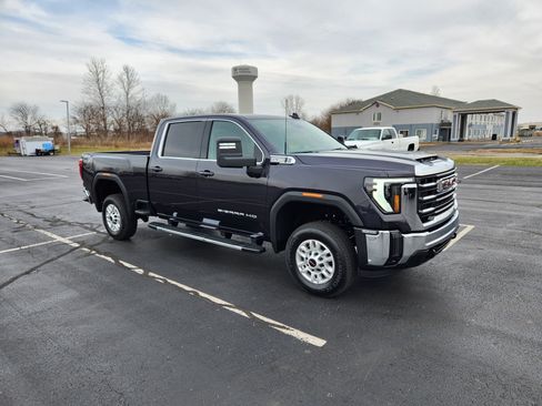 New 2026 GMC Sierra 2500 SLE image 6
