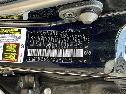 Used 2019 Toyota Camry SE FWD image 17