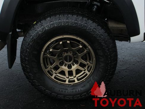 Certified 2023 Toyota Tacoma 4x4 Double Cab image 5