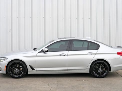 Used 2017 BMW 540i xDrive image 50