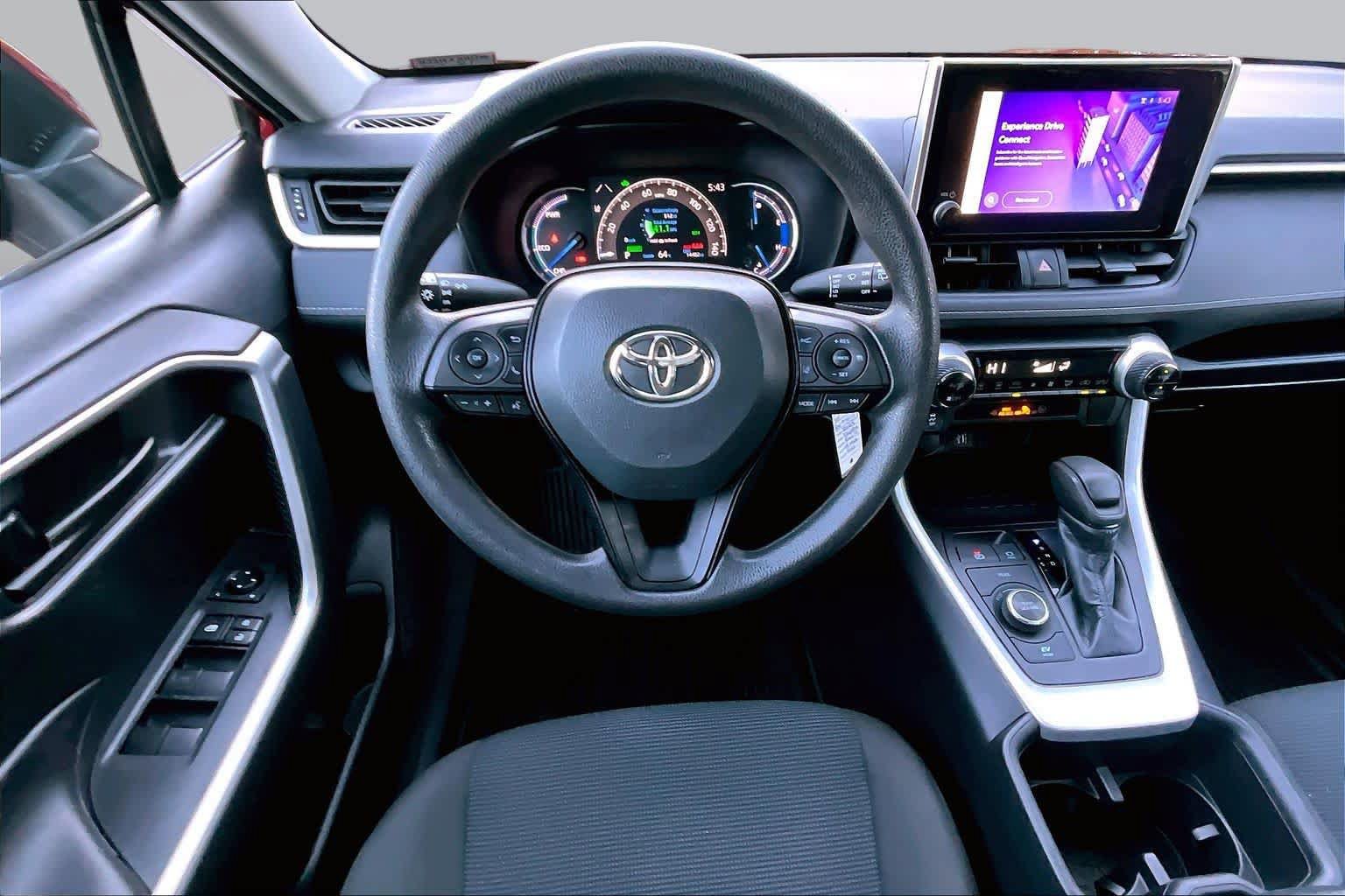Certified 2024 Toyota RAV4 LE AWD/4WD image 6