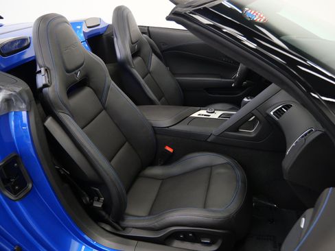 Used 2019 Chevrolet Corvette ZR1 RWD image 24