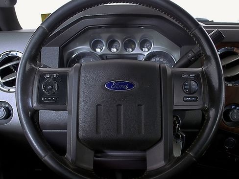 Used 2012 Ford F350 Lariat w/ Chrome Pkg image 22