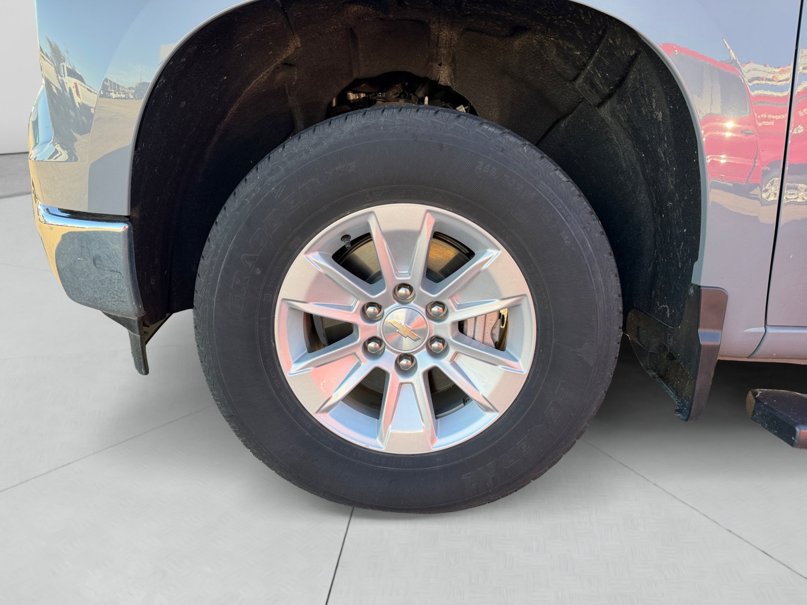 Used 2024 Chevrolet Silverado 1500 LT AWD/4WD image 14