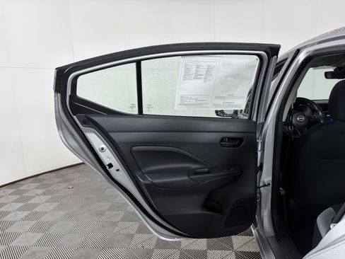 Used 2025 Nissan Versa S w/ Electronics Package FWD image 33