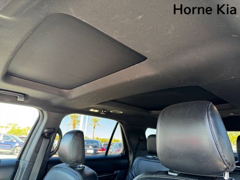 Used 2019 Ford Explorer Limited w/ Class III Trailer Tow Package image 25