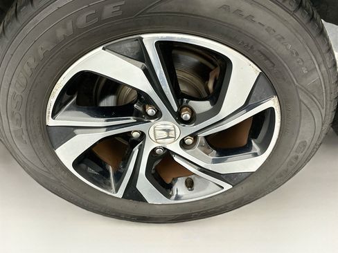 Used 2017 Honda Accord LX image 11