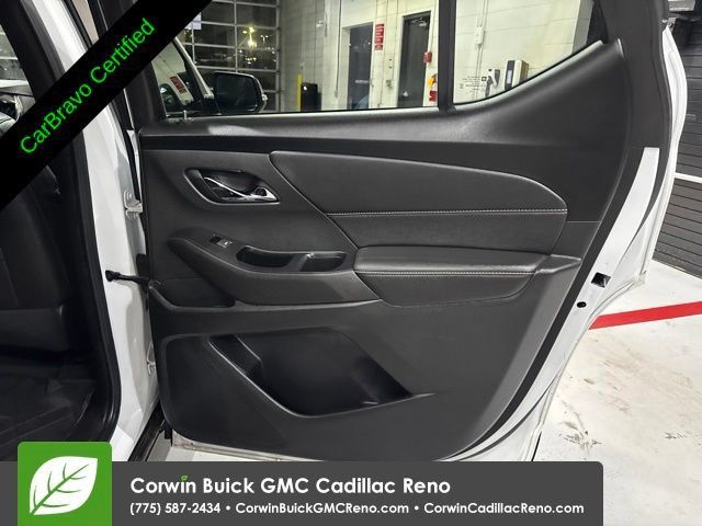 Certified 2023 Chevrolet Traverse Premier w/ Redline Edition AWD/4WD image 37