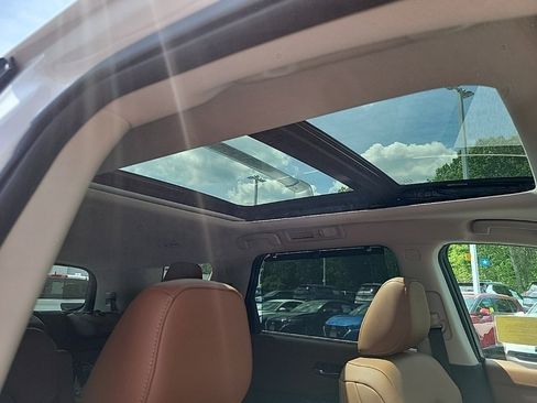 New 2025 Nissan Pathfinder Platinum w/ Cargo Package image 11