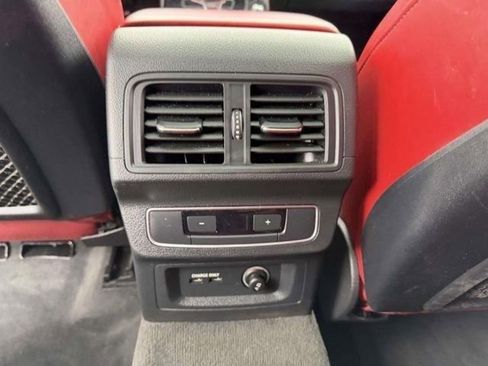 Used 2023 Audi SQ5 Premium Plus AWD/4WD image 18