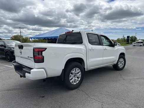 Certified 2023 Nissan Frontier SV w/ SV Convenience Package AWD/4WD image 5