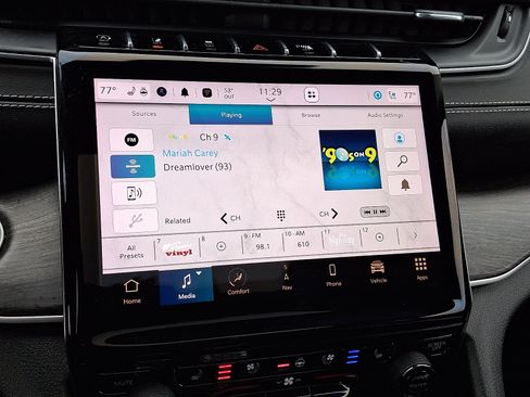 Used 2023 Jeep Grand Cherokee L Limited w/ Luxury Tech Group II image 24