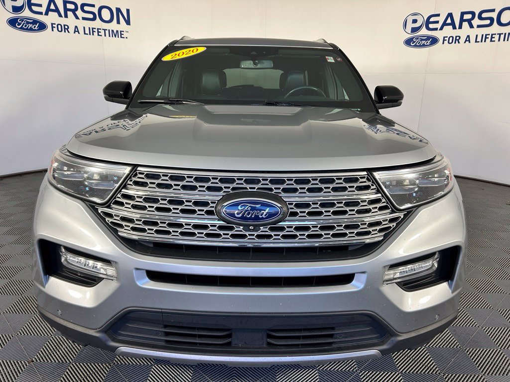 Used 2020 Ford Explorer Limited w/ Class III Trailer Tow Package AWD/4WD image 2