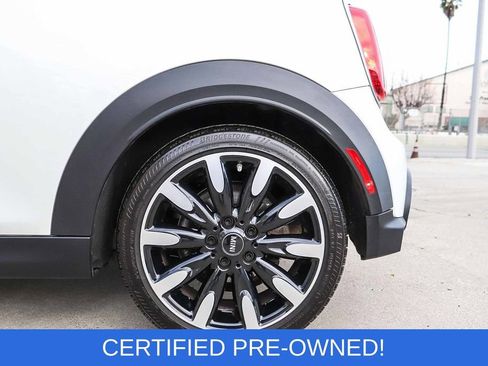 Used 2023 MINI Cooper S image 11