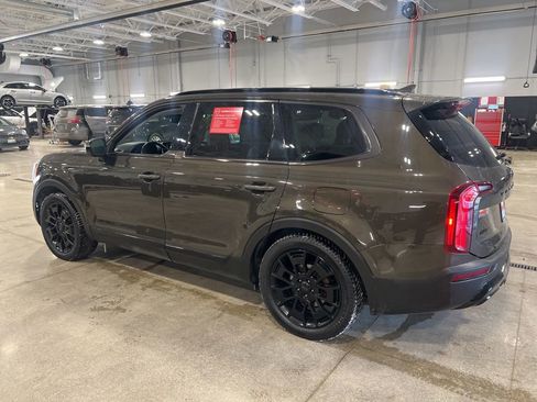 Used 2021 Kia Telluride SX w/ SX Prestige Package image 47