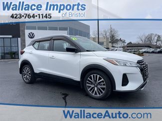 Used 2021 Nissan Kicks SV video 1