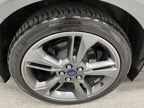 Used 2017 Ford Fusion Sport w/ Equipment Group 401A AWD/4WD image 17