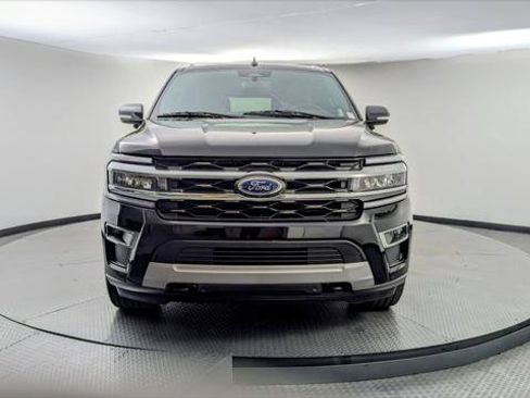 Used 2023 Ford Expedition Max Limited image 10