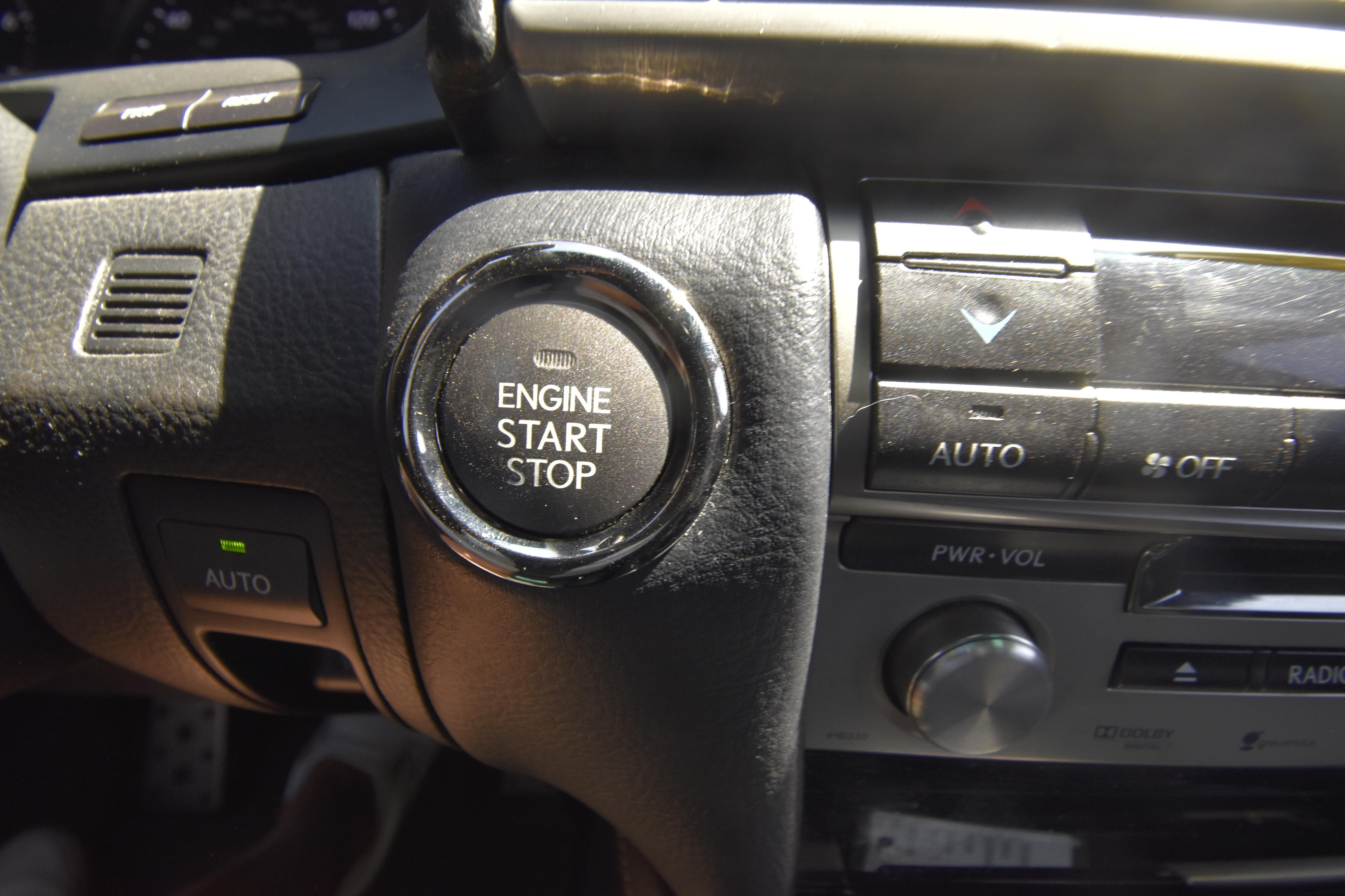 Used 2013 Lexus LS 460 w/ F-Sport Pkg RWD image 20