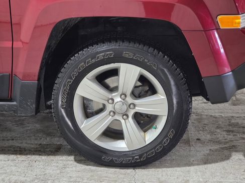 Used 2012 Jeep Patriot Latitude w/ Sun/Sound Group image 12