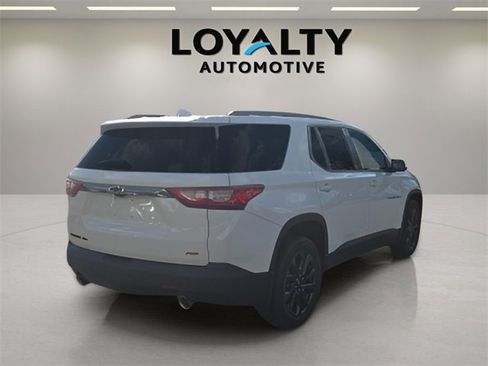 Used 2021 Chevrolet Traverse RS image 5