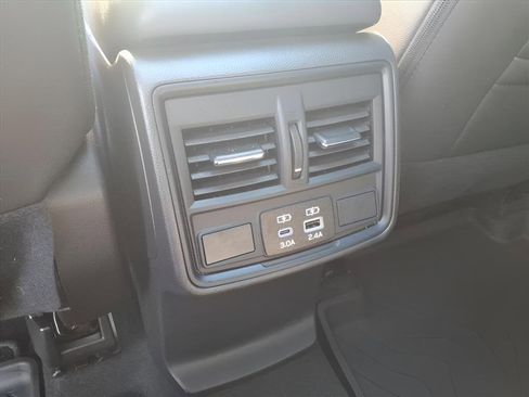 Used 2025 Subaru Forester Premium w/ Convenience Package #1 AWD/4WD image 8