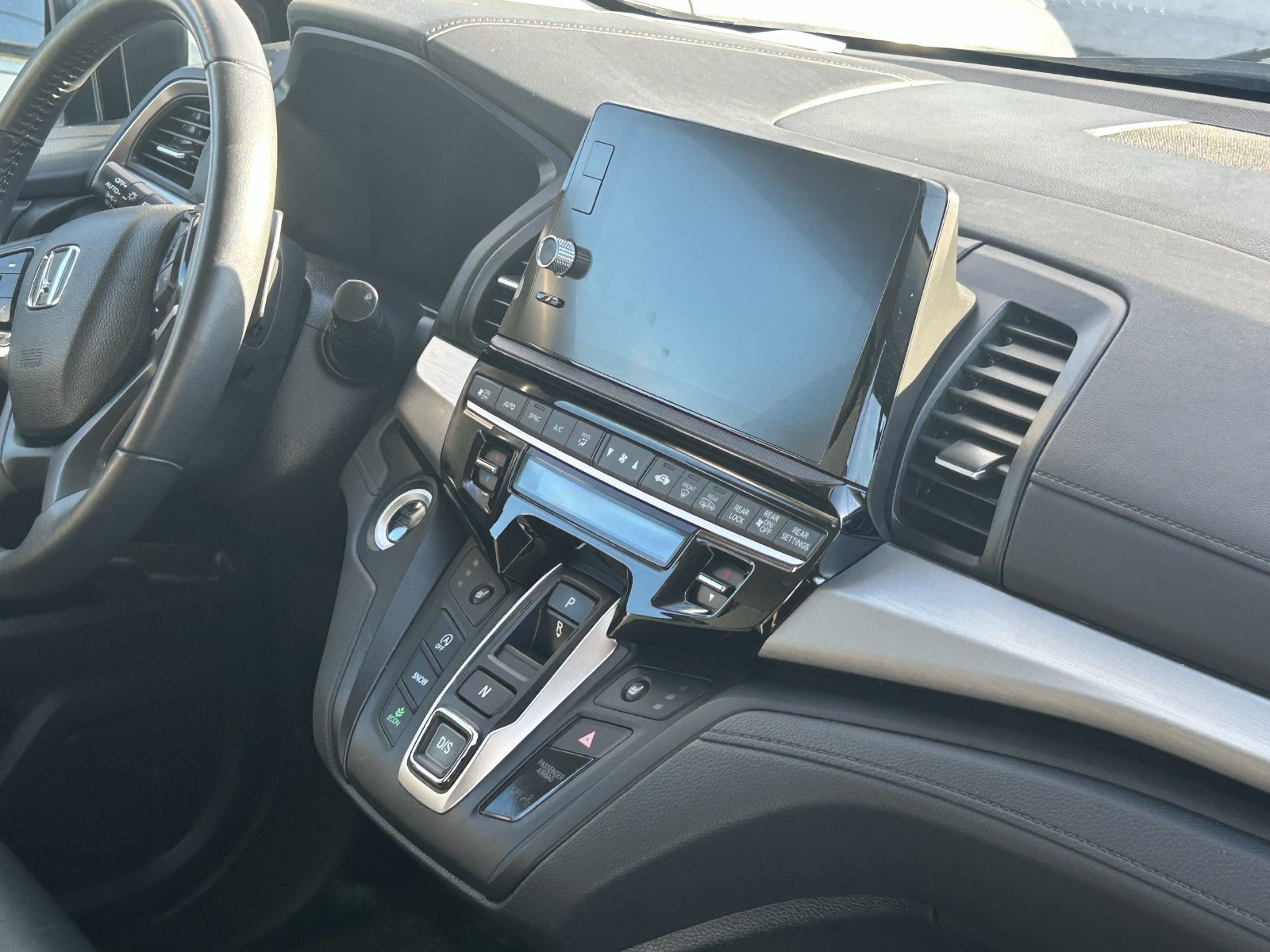 Used 2025 Honda Odyssey EX-L image 11