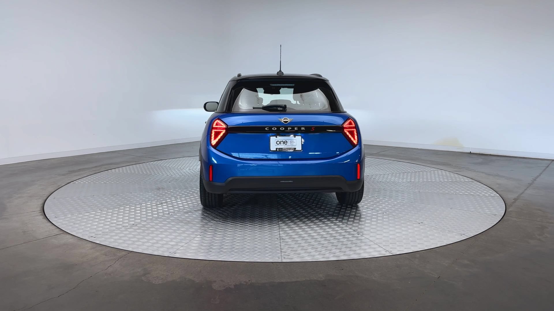 Certified 2026 MINI Cooper S FWD image 7