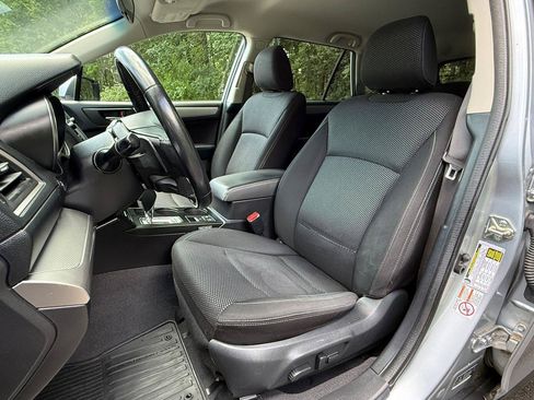 Used 2016 Subaru Outback 2.5i Premium AWD/4WD image 14