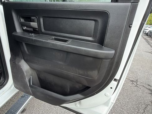 Used 2024 RAM 5500 Tradesman w/ Chrome Appearance Group AWD/4WD image 20