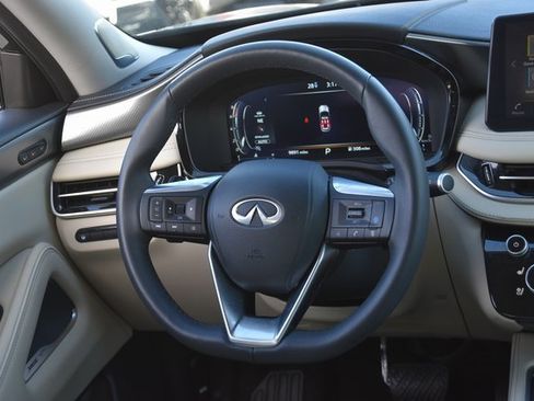 Certified 2025 INFINITI QX60 Luxe image 18