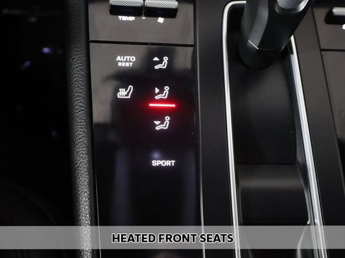 Used 2023 Porsche Macan AWD/4WD image 9