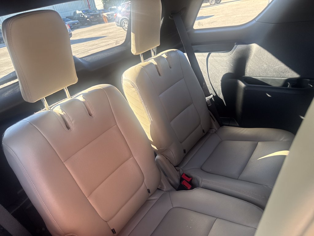 Used 2018 Ford Explorer FWD image 27