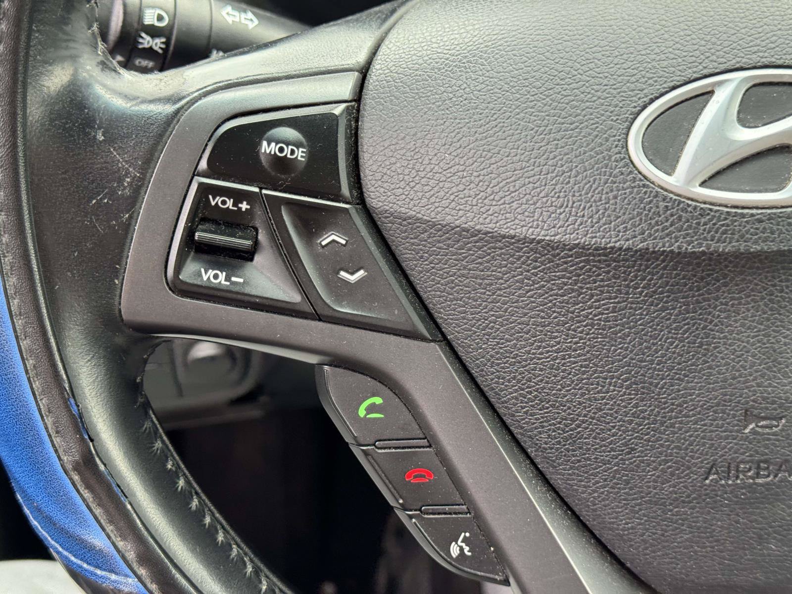Used 2013 Hyundai Veloster Turbo FWD image 16
