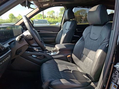 Used 2024 Kia Telluride SX Prestige X-Line AWD/4WD image 13